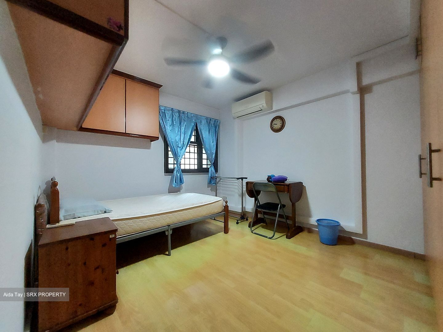 Dover Crescent (Queenstown),  #574580111